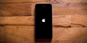 Votre iPhone redémarre constamment ? Voici les solutions !